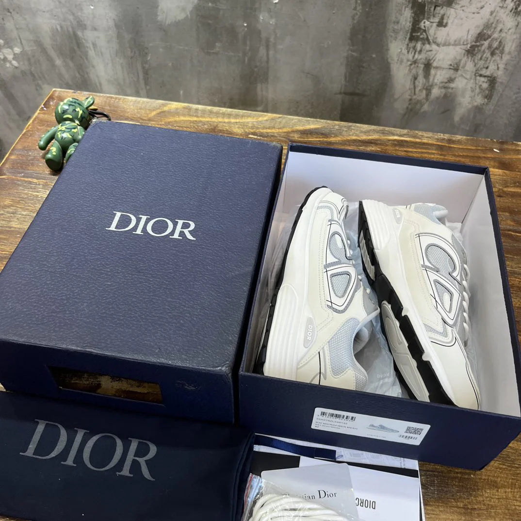 DIOR SNEAKER