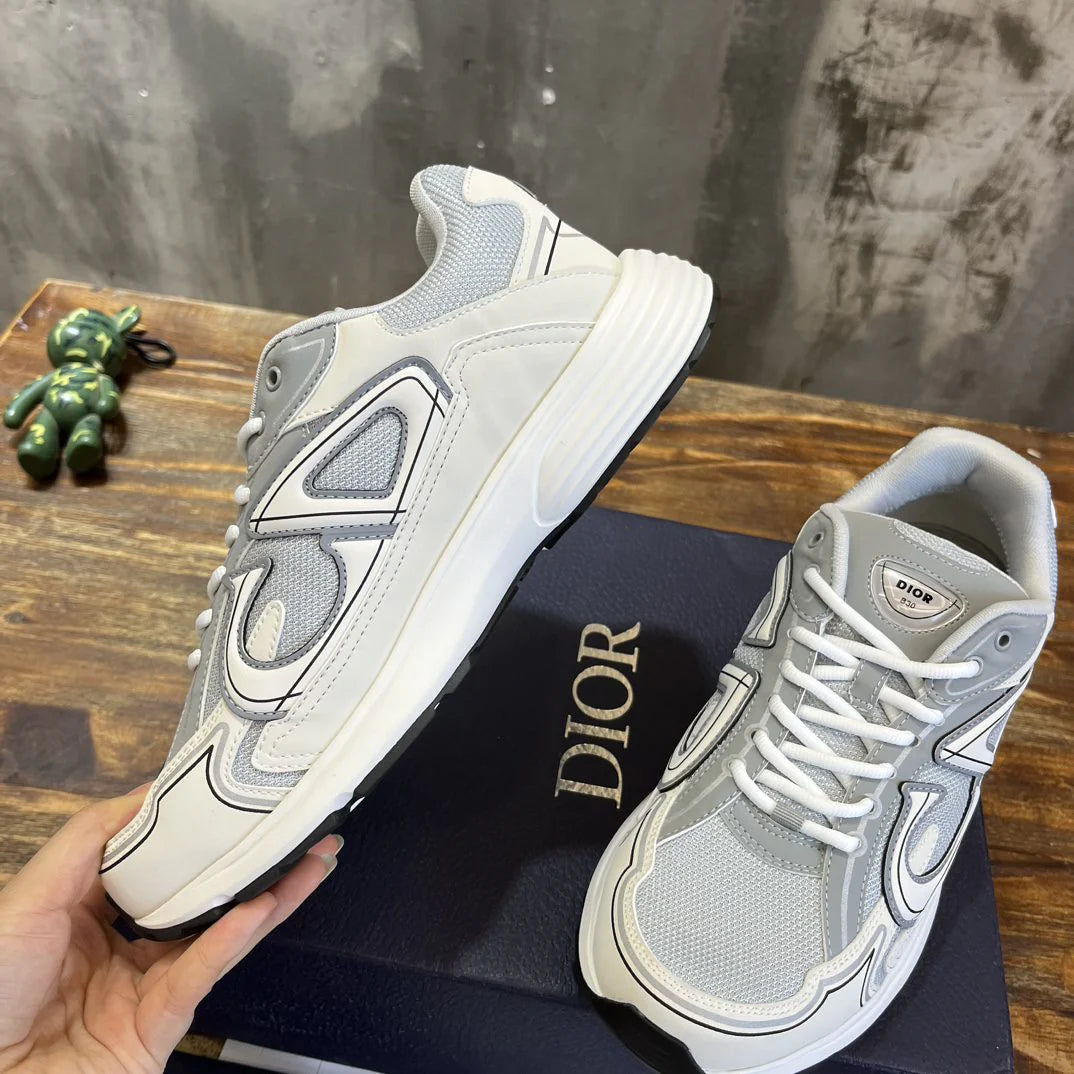 DIOR SNEAKER