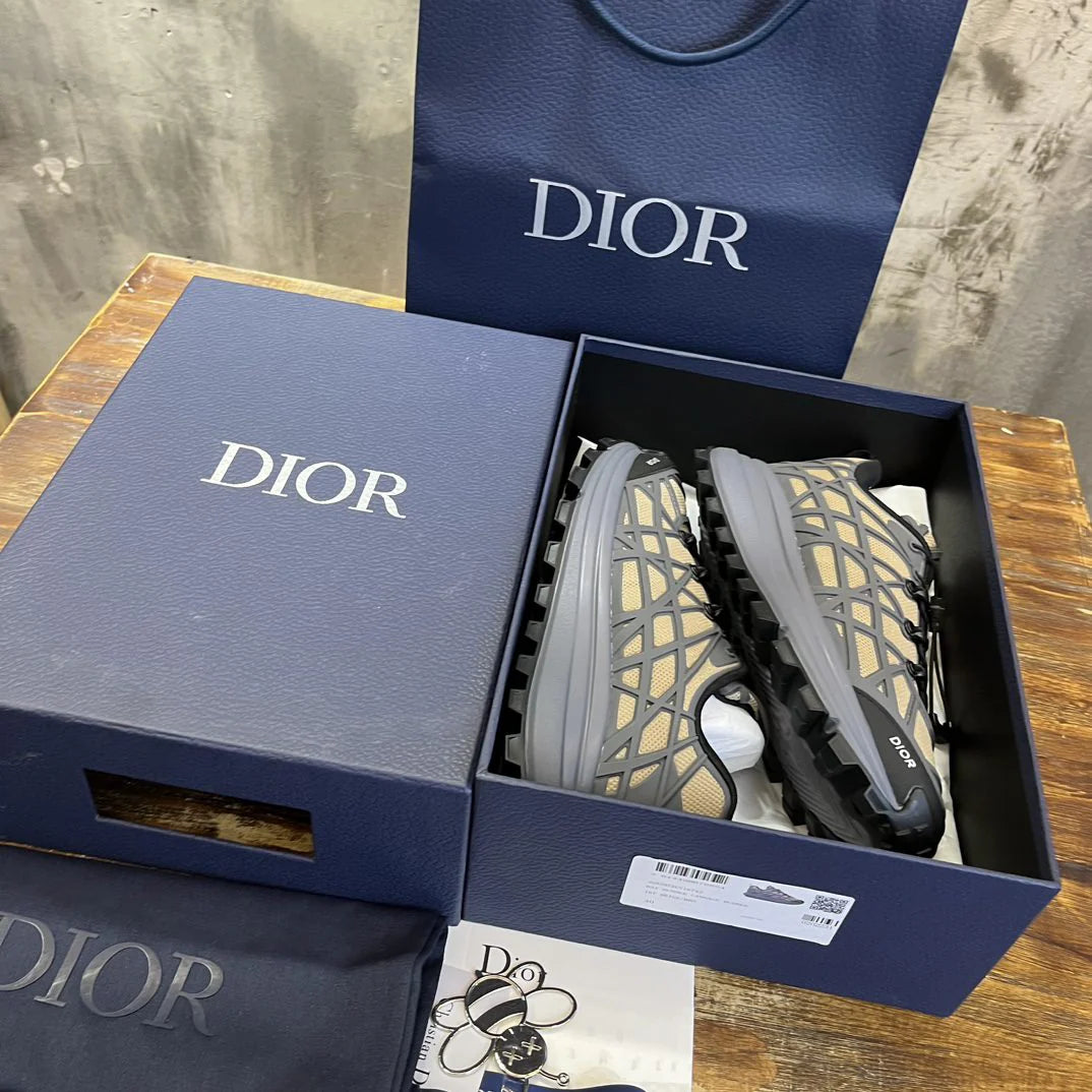 DIOR SNEAKER