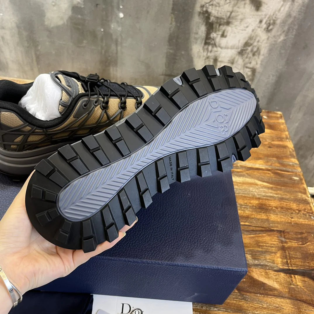 DIOR SNEAKER