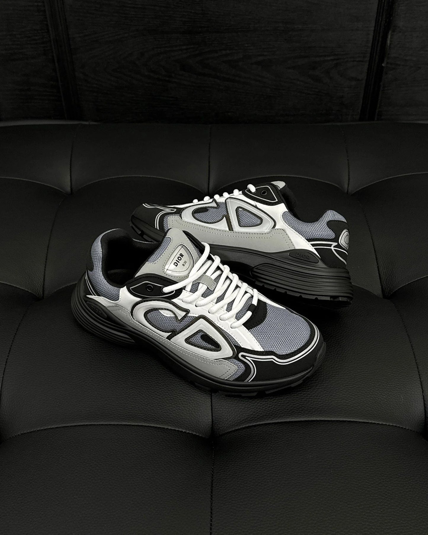 DIOR SNEAKER