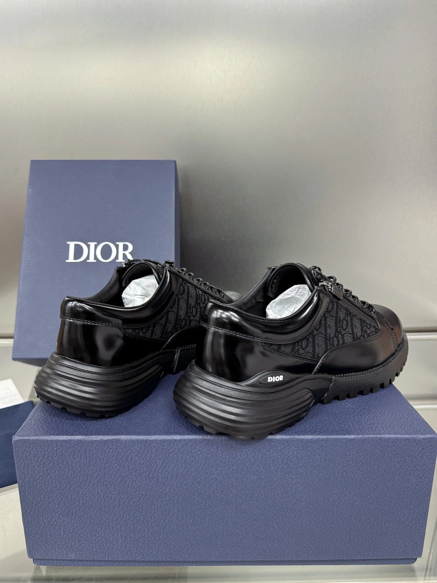 DIOR SNEAKER