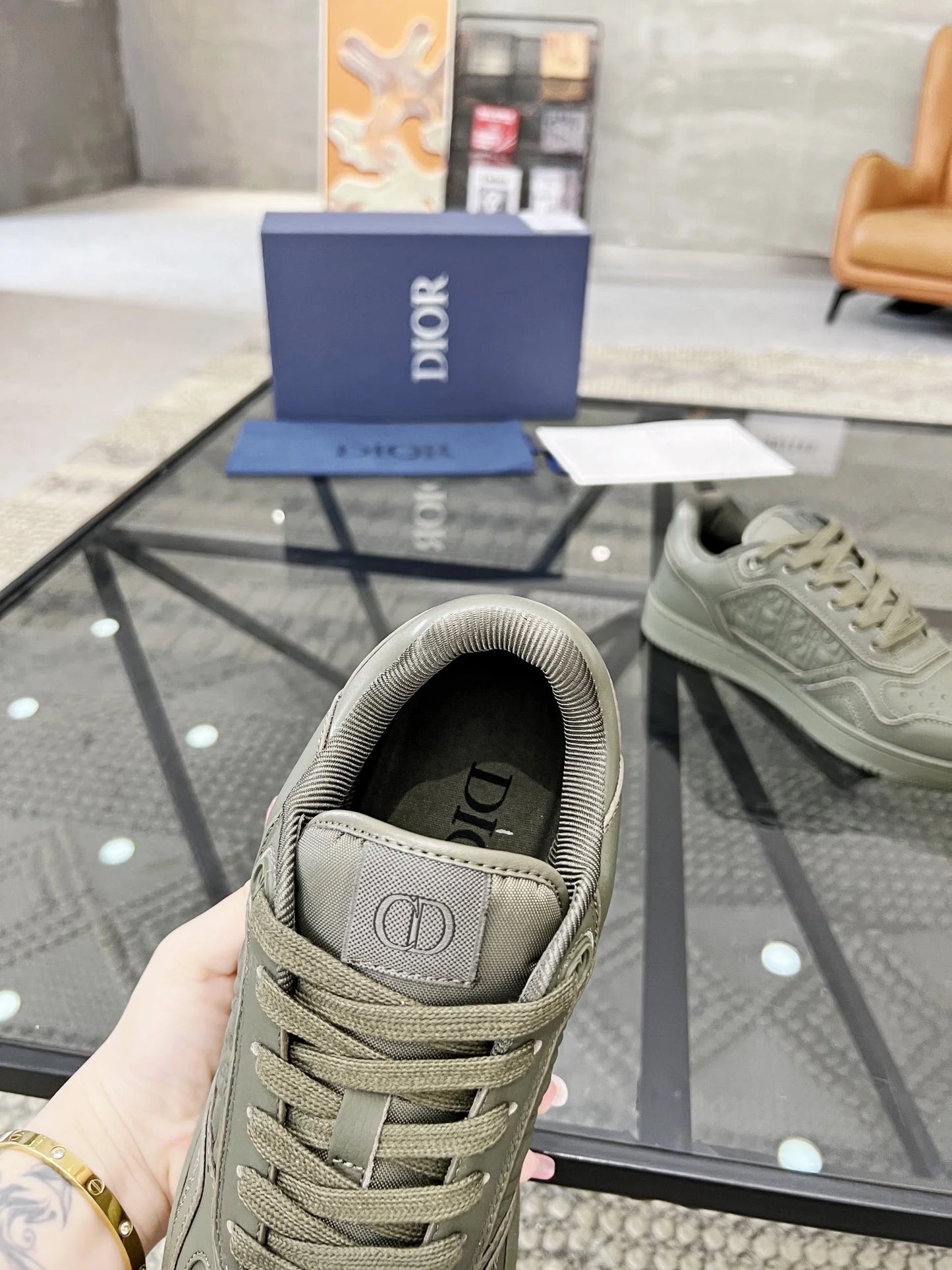 DIOR SNEAKER