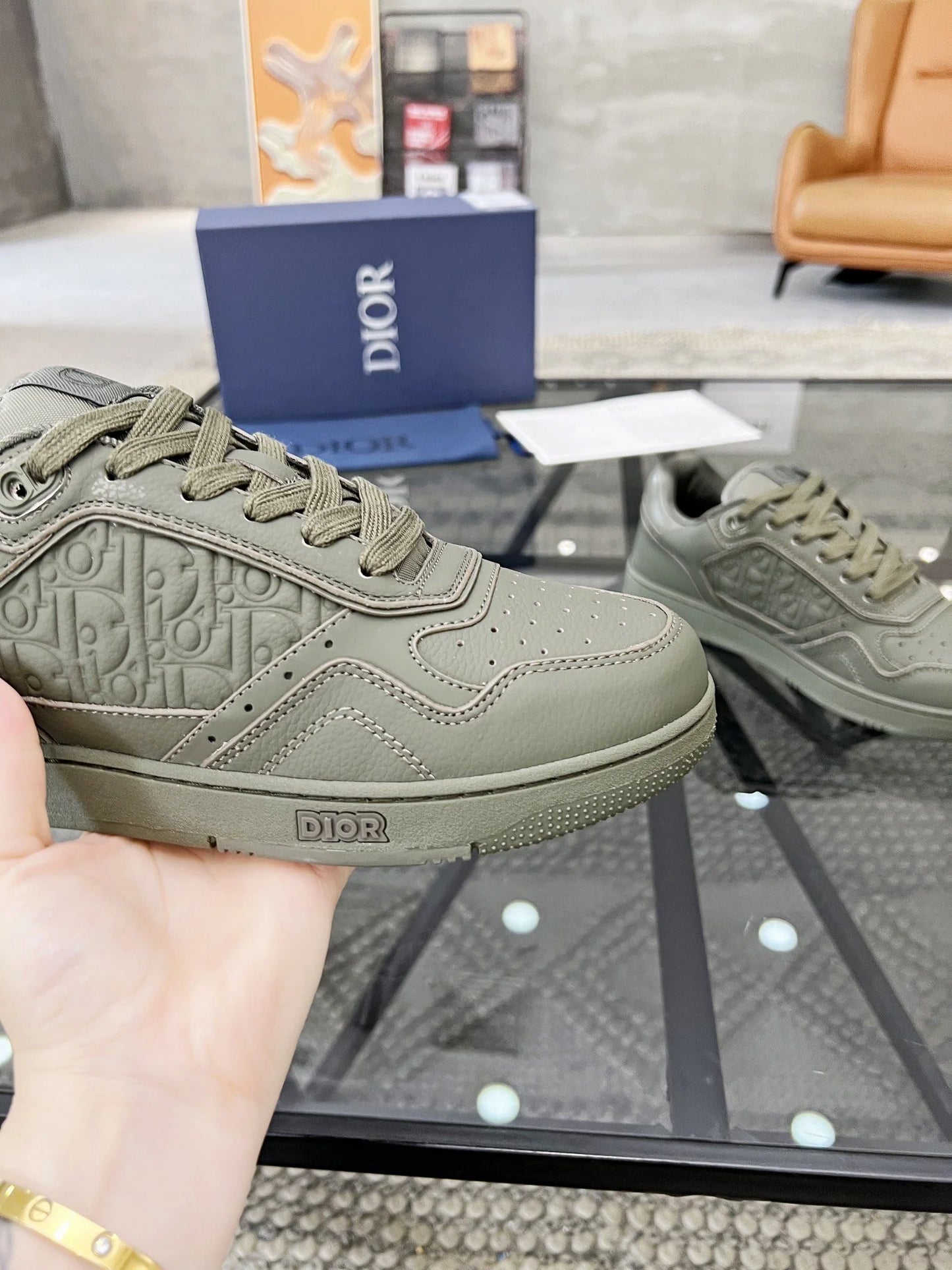 DIOR SNEAKER