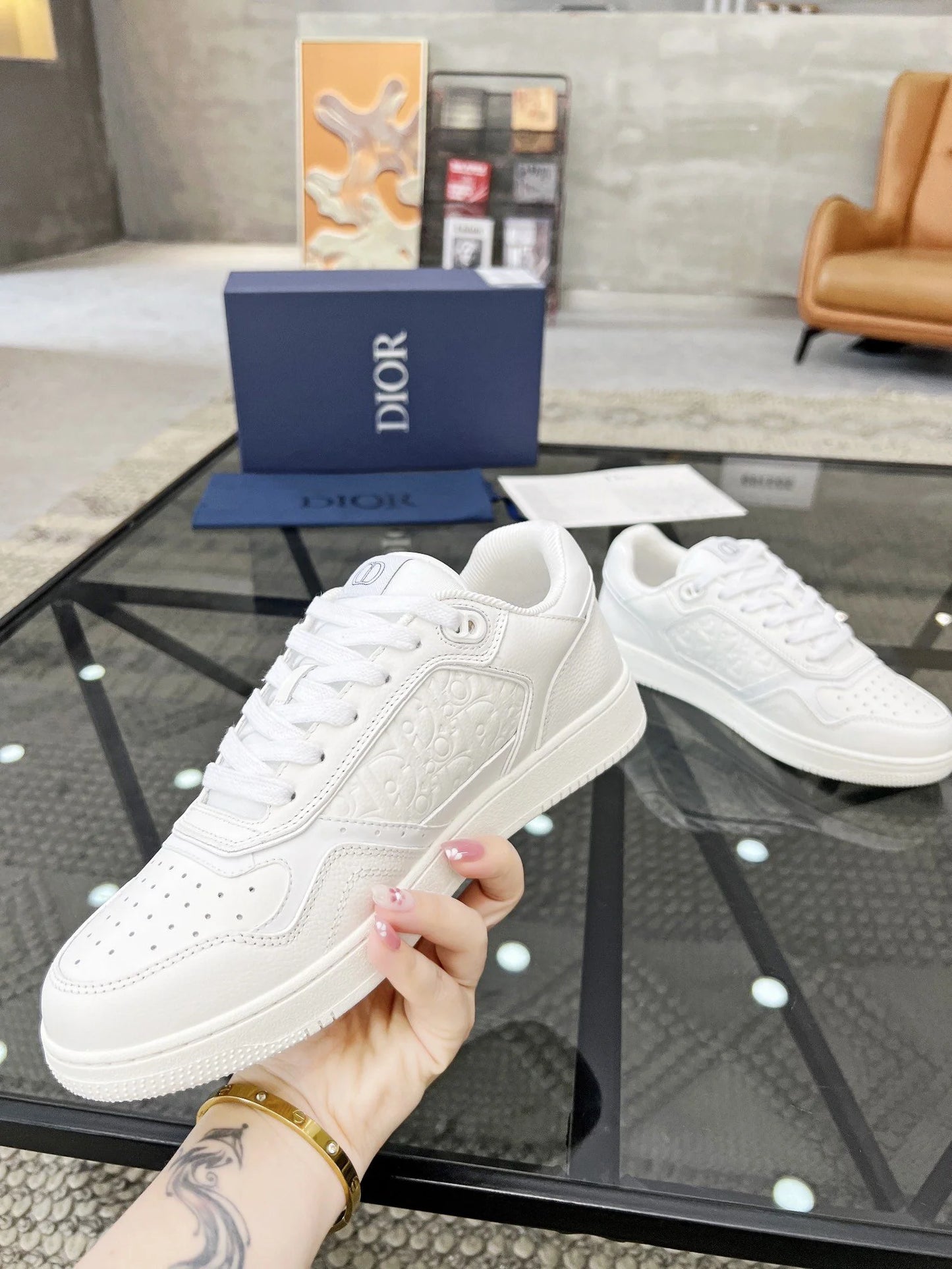 DIOR SNEAKER