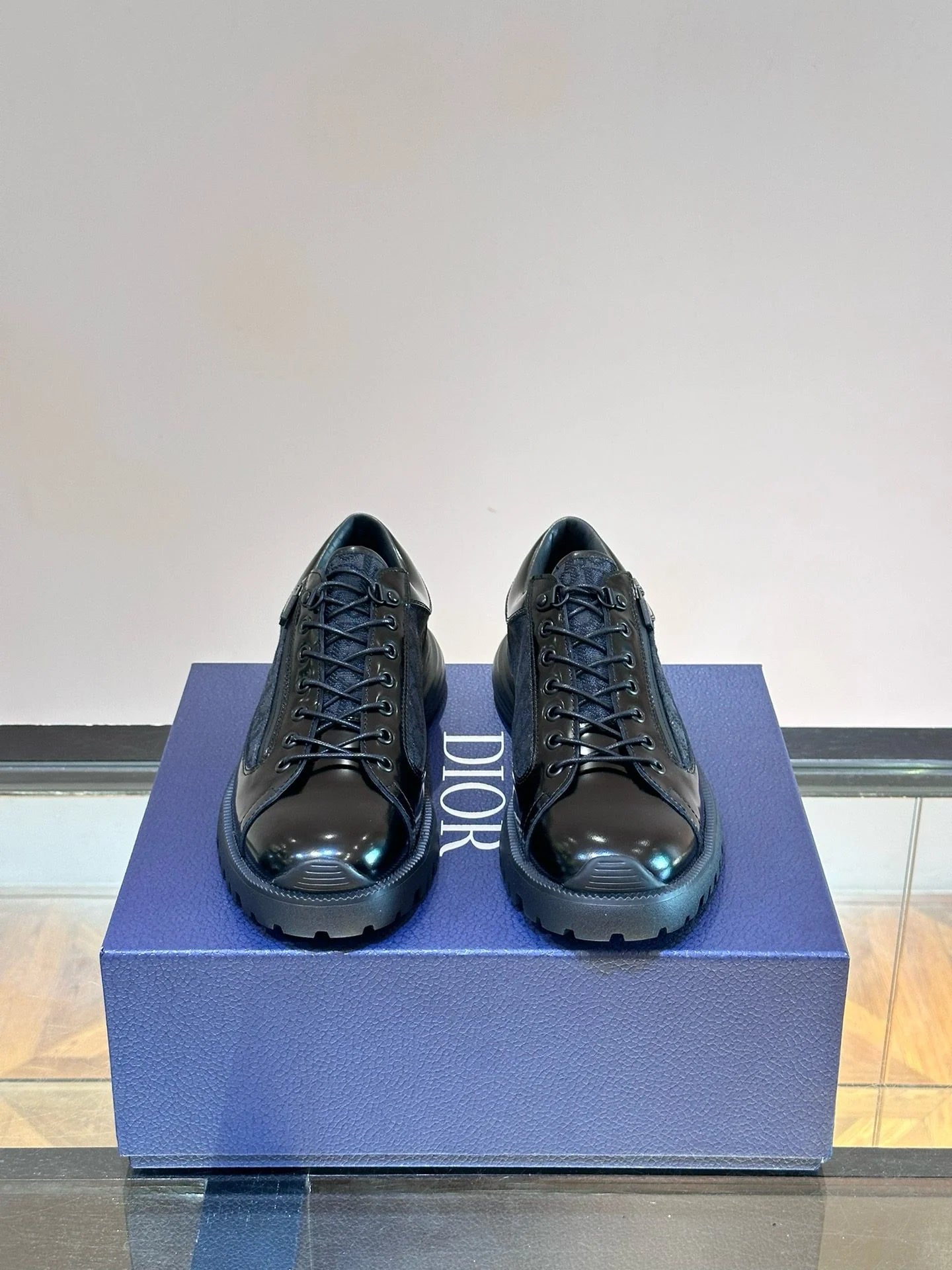 DIOR SNEAKER