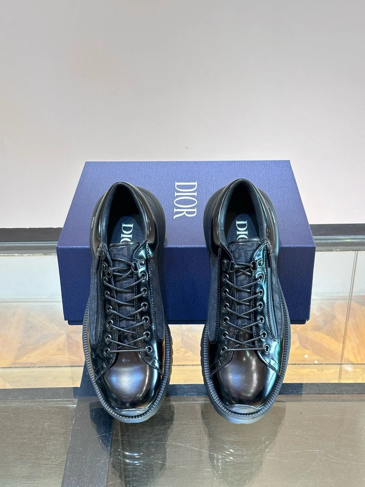 DIOR SNEAKER