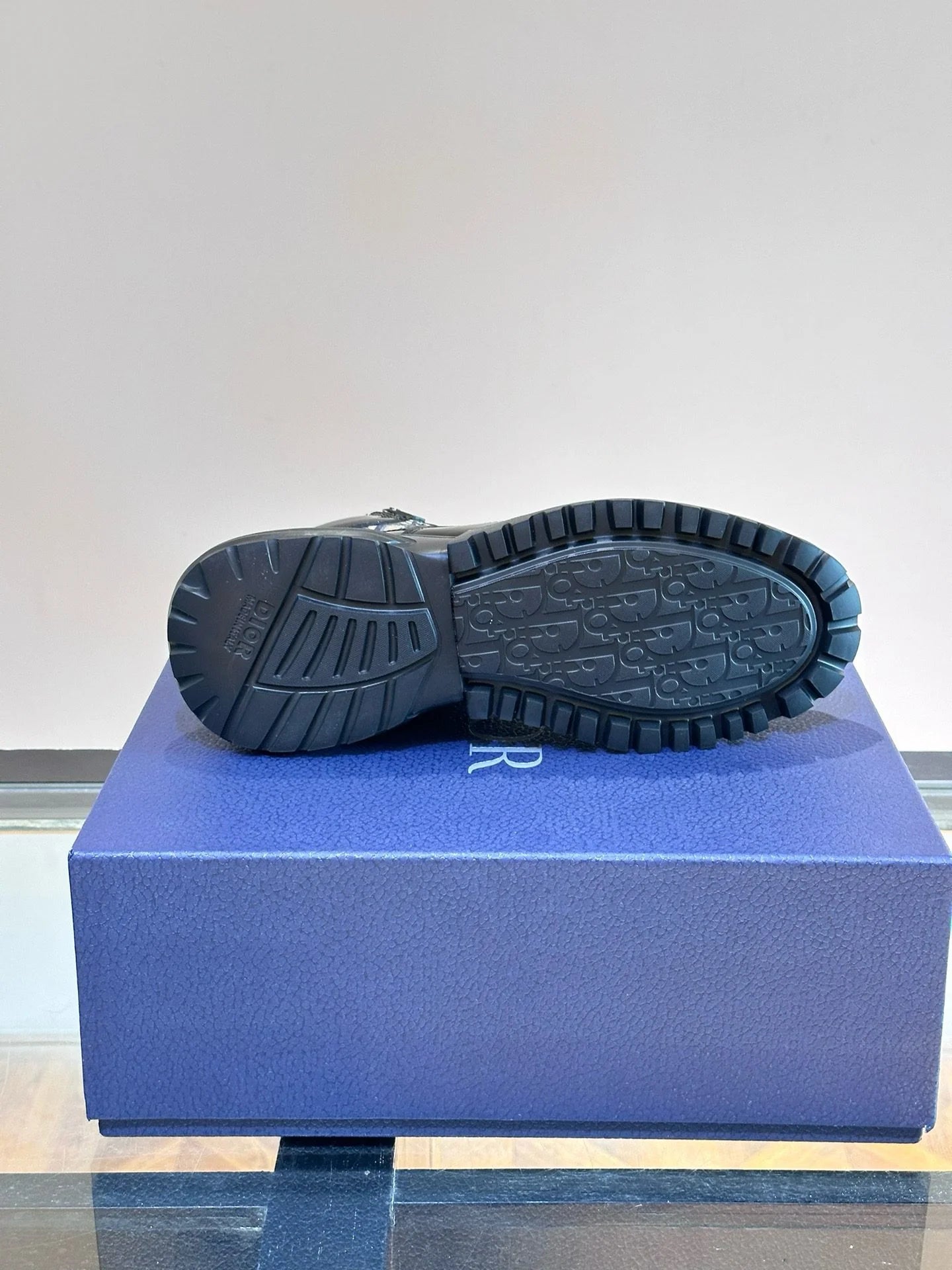 DIOR SNEAKER