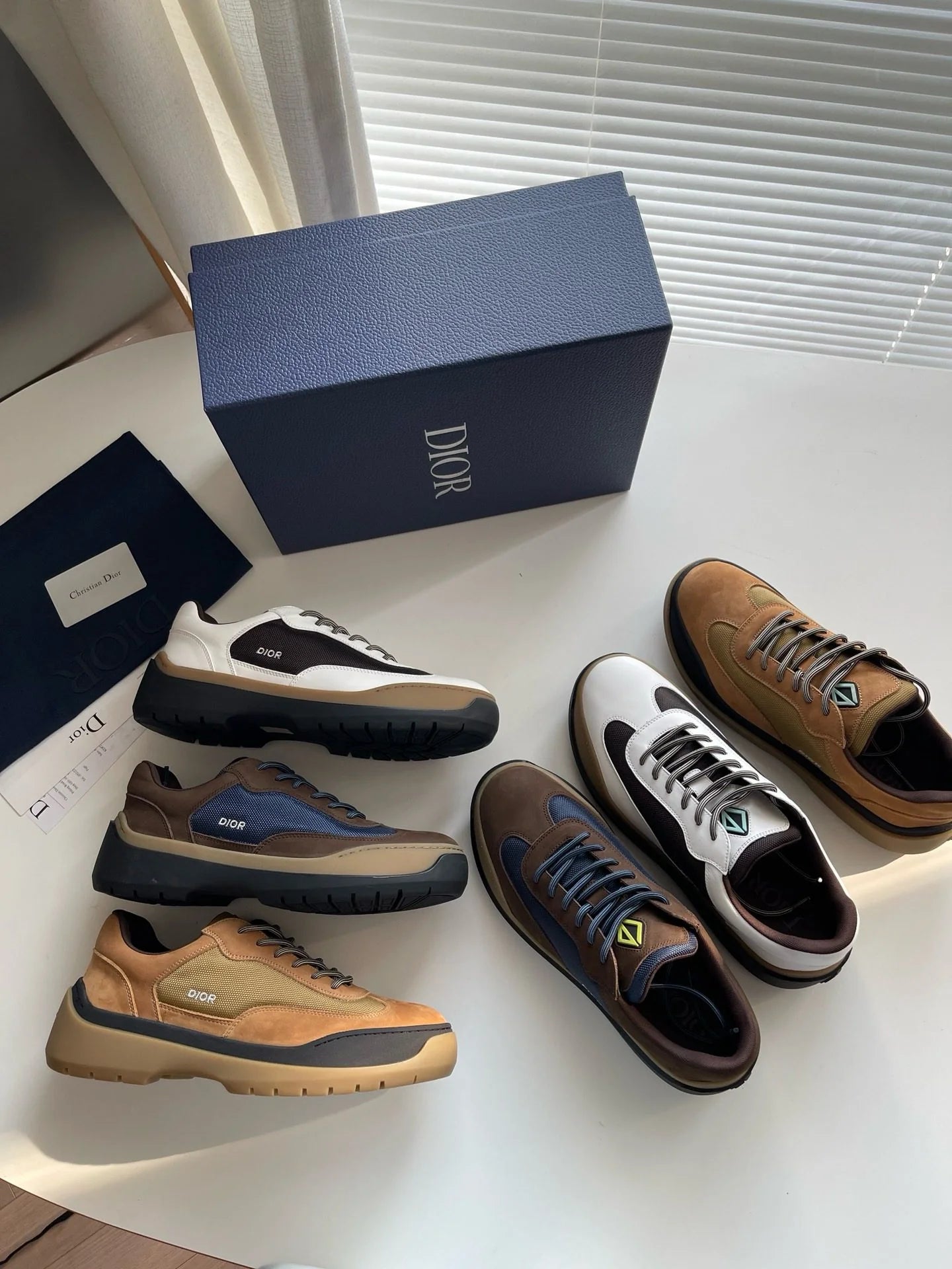 DIOR SNEAKER
