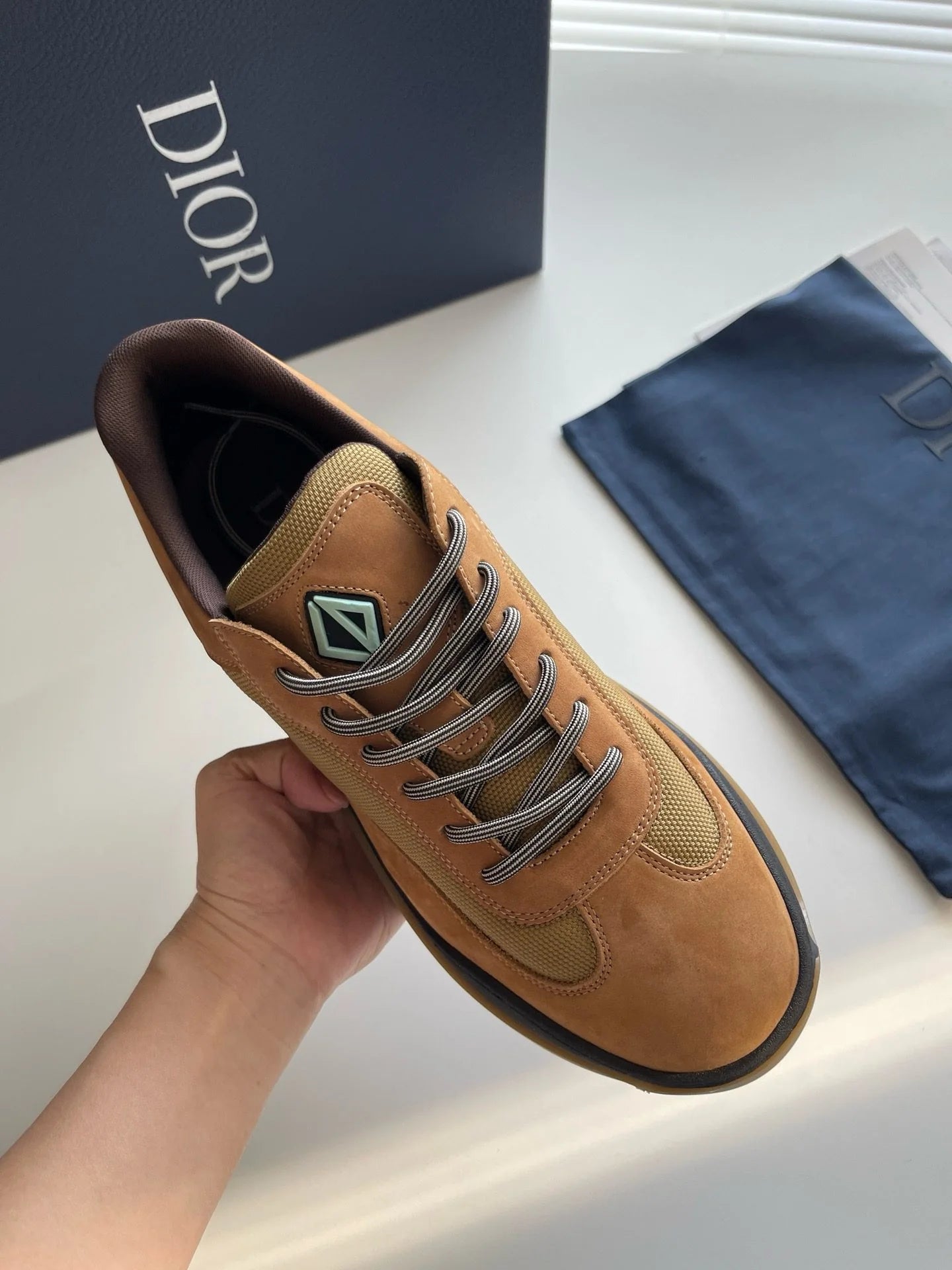 DIOR SNEAKER