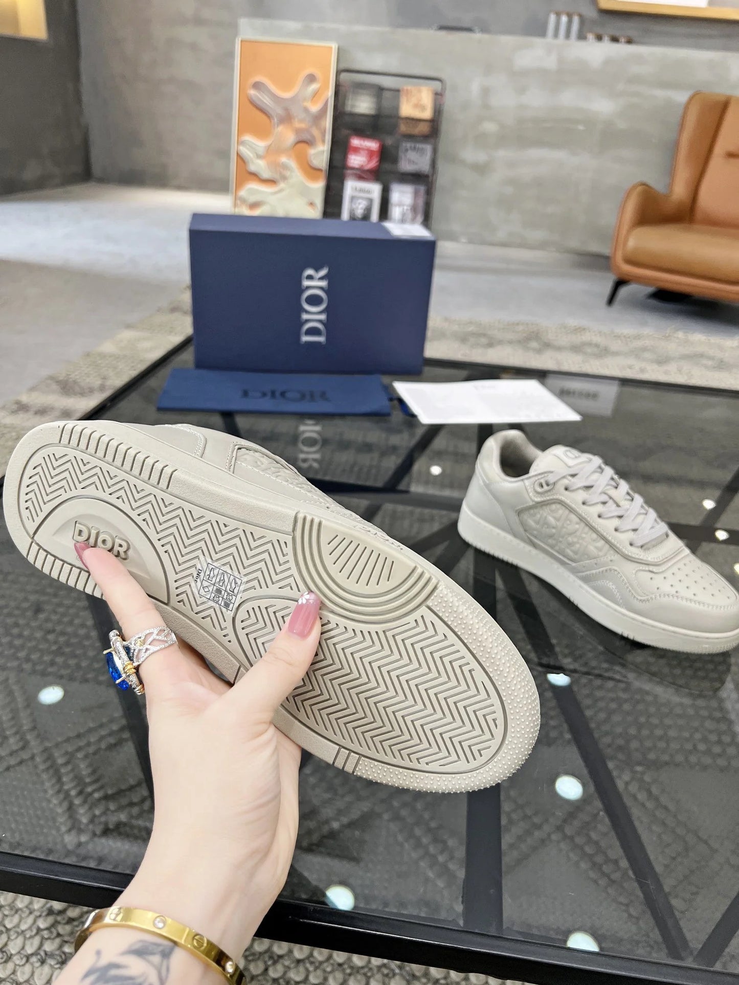 DIOR SNEAKER