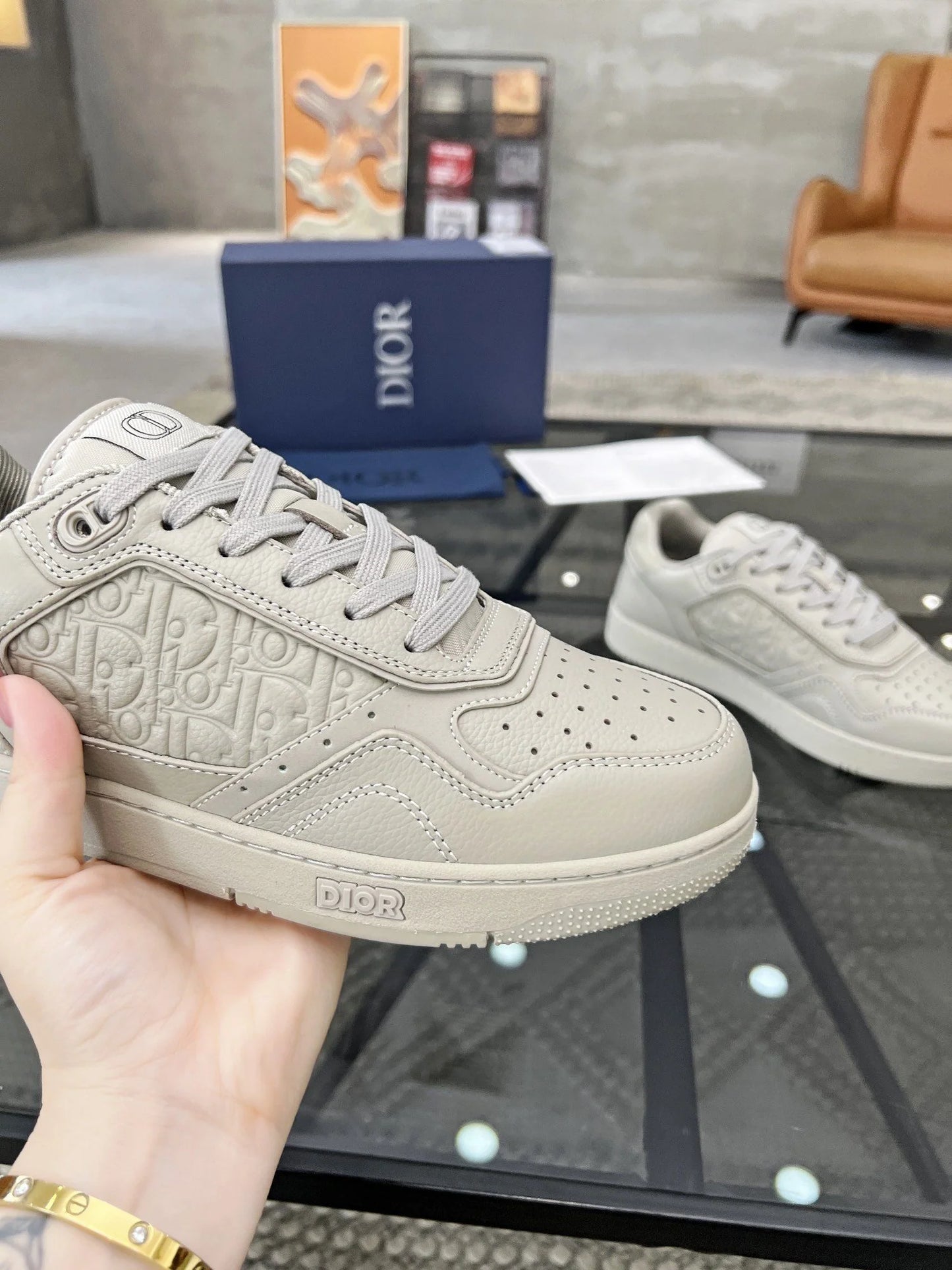 DIOR SNEAKER