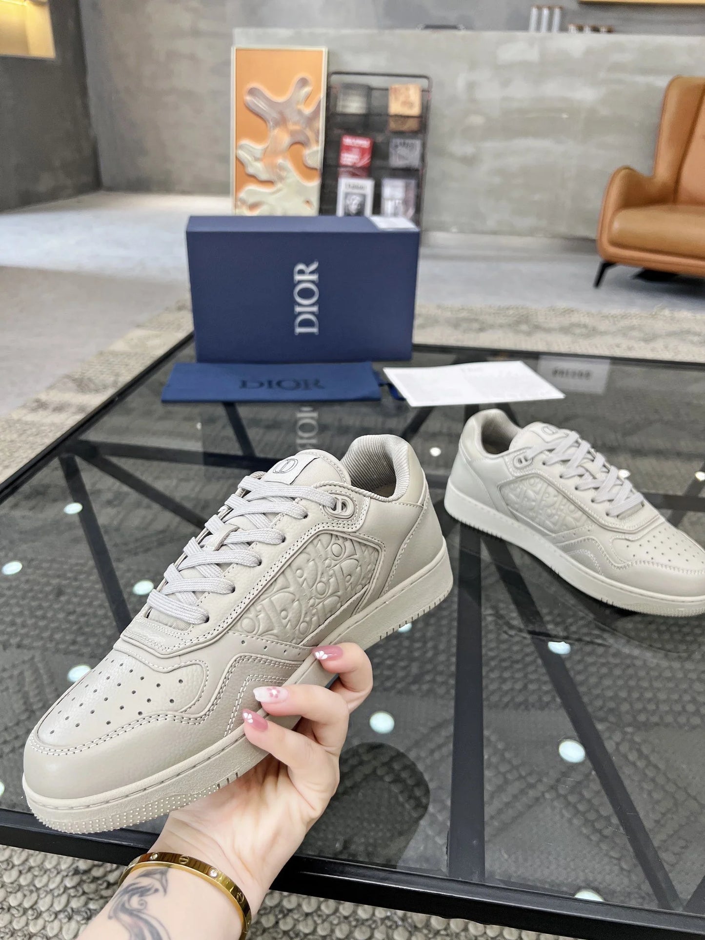 DIOR SNEAKER