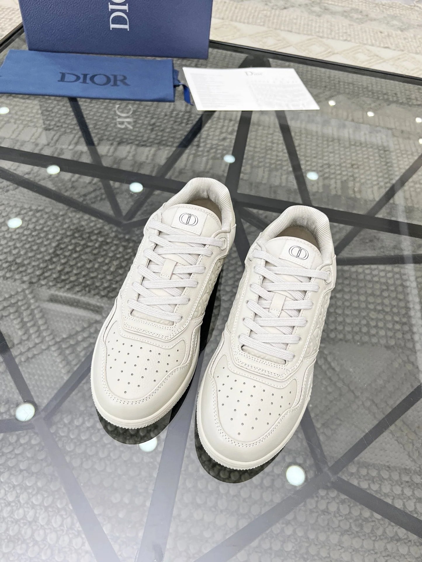 DIOR SNEAKER