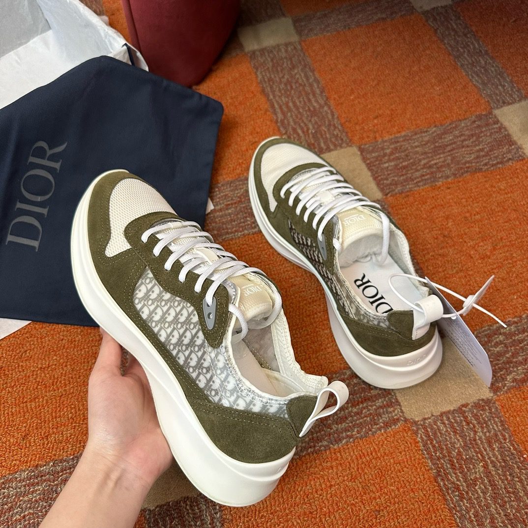 DIOR SNEAKER