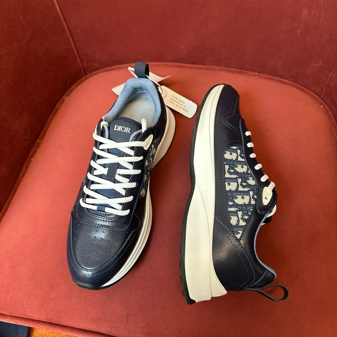 DIOR SNEAKER