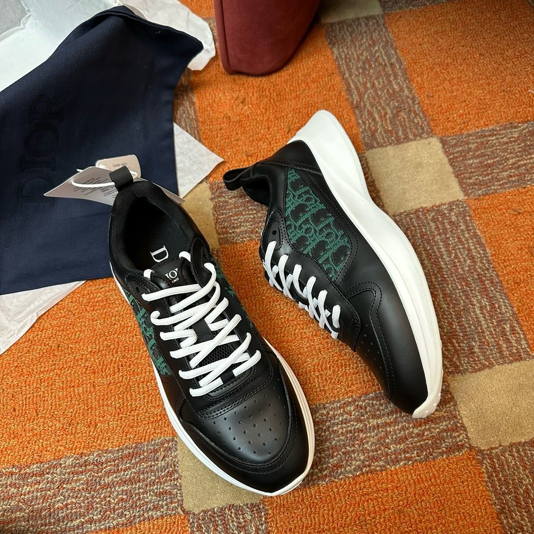 DIOR SNEAKER