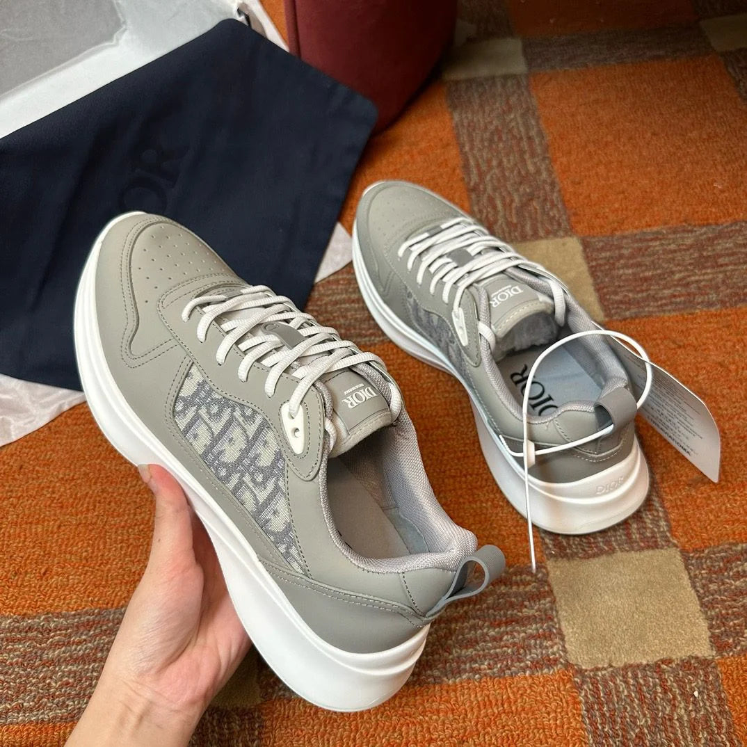 DIOR SNEAKER