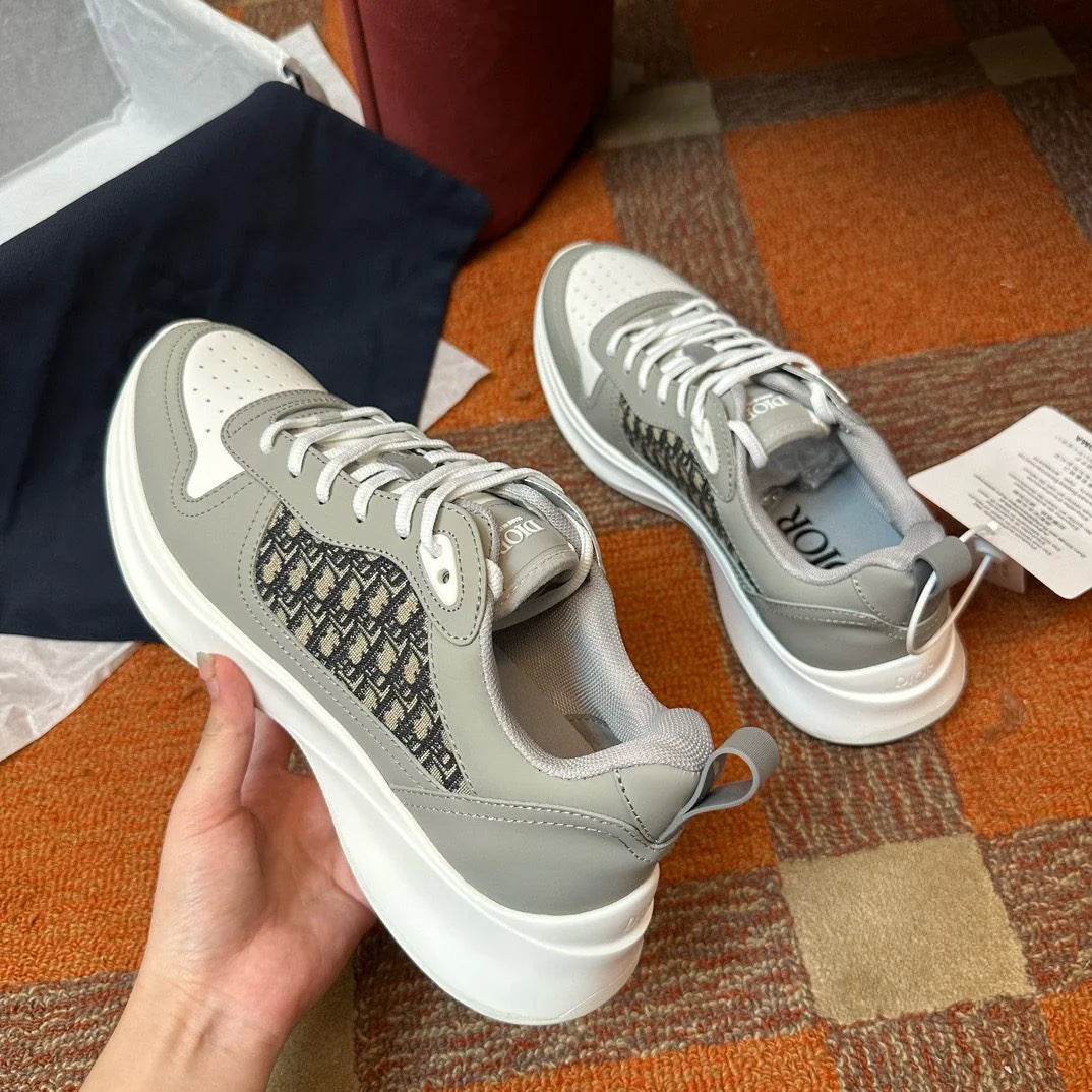 DIOR SNEAKER