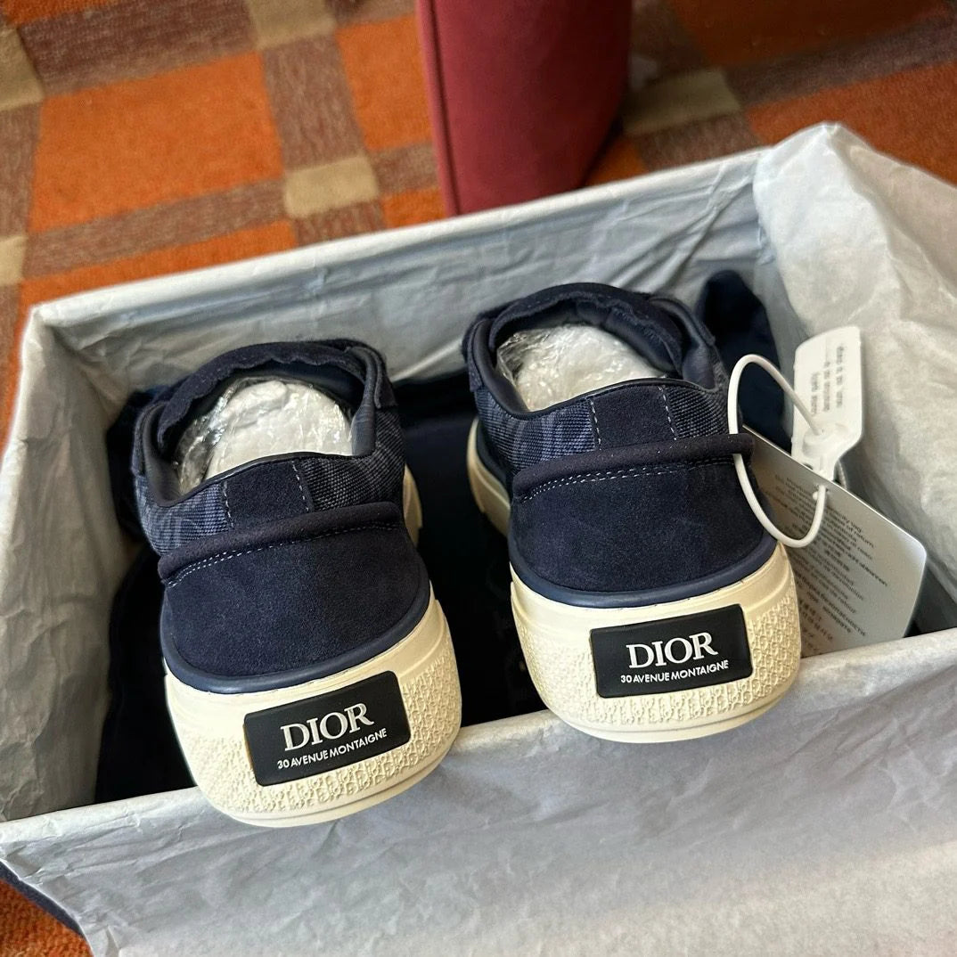 DIOR SNEAKER