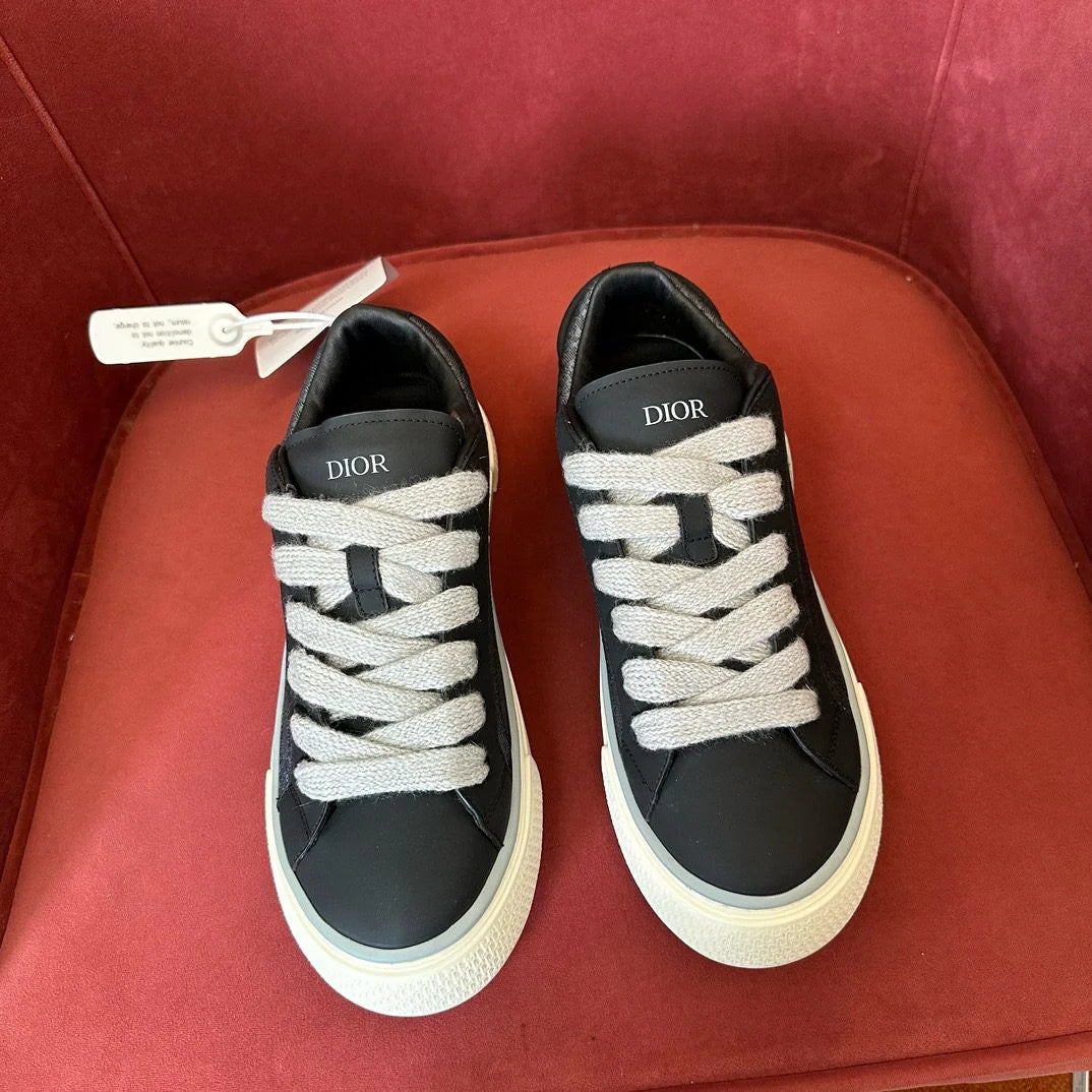 DIOR SNEAKER