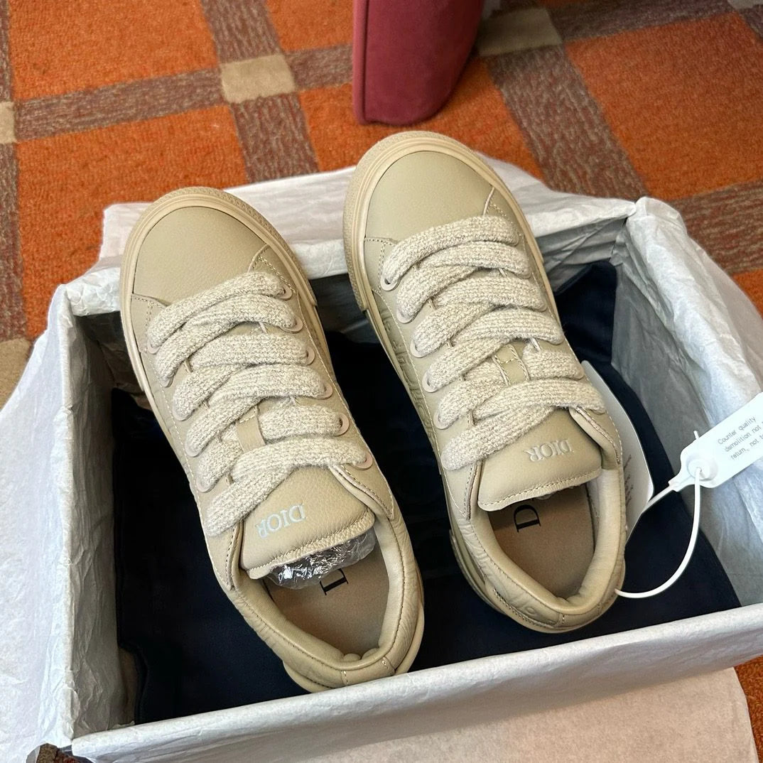 DIOR SNEAKER