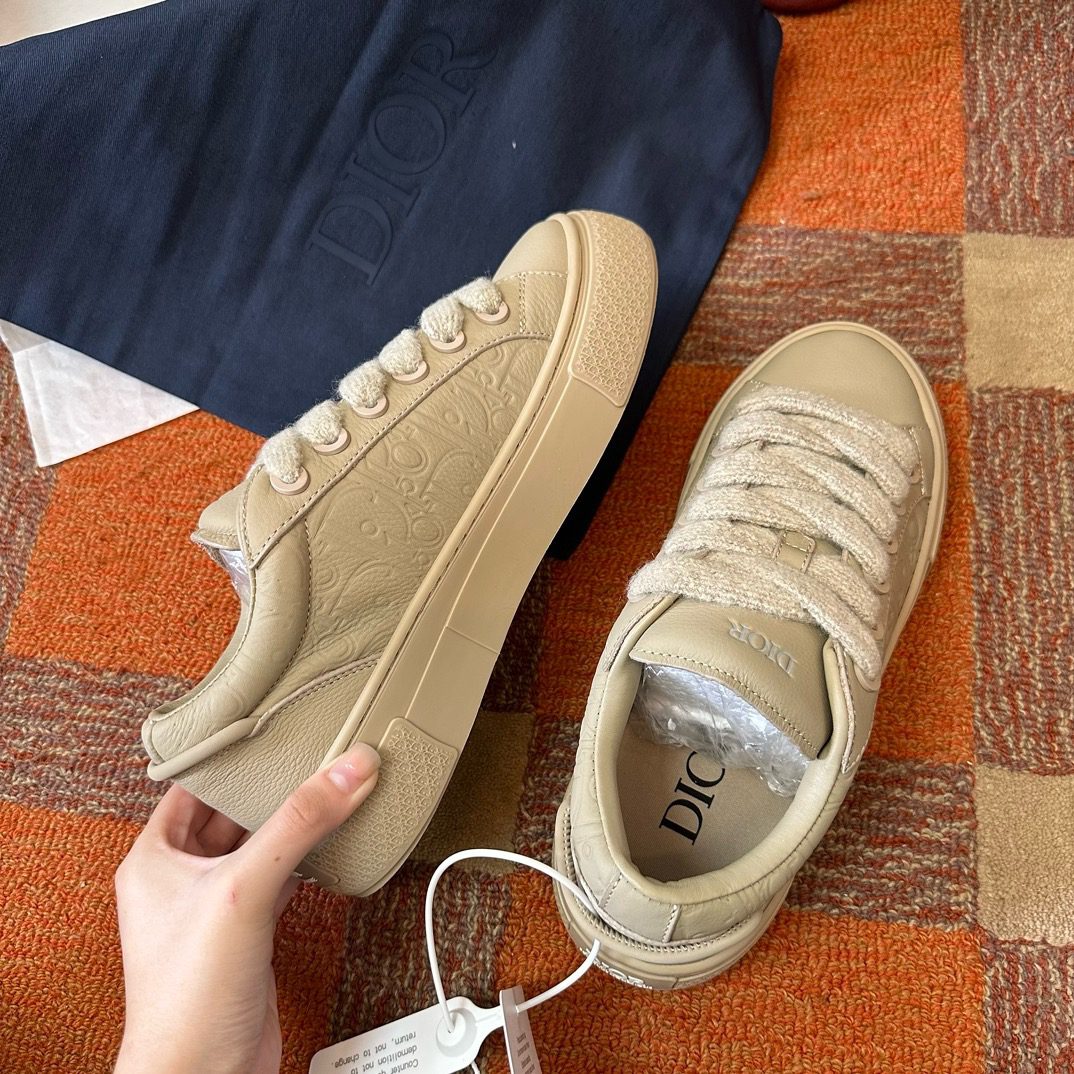 DIOR SNEAKER