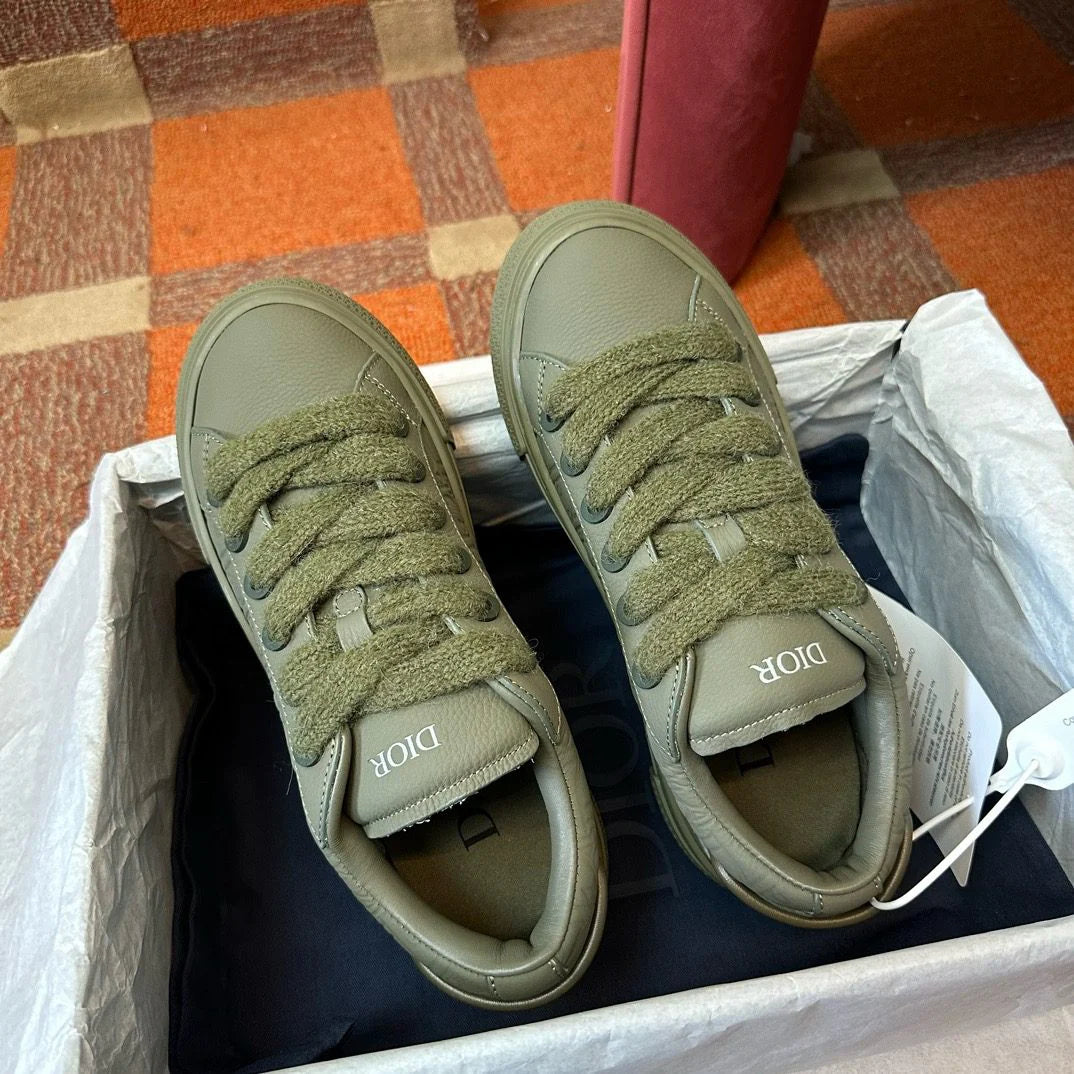 DIOR SNEAKER