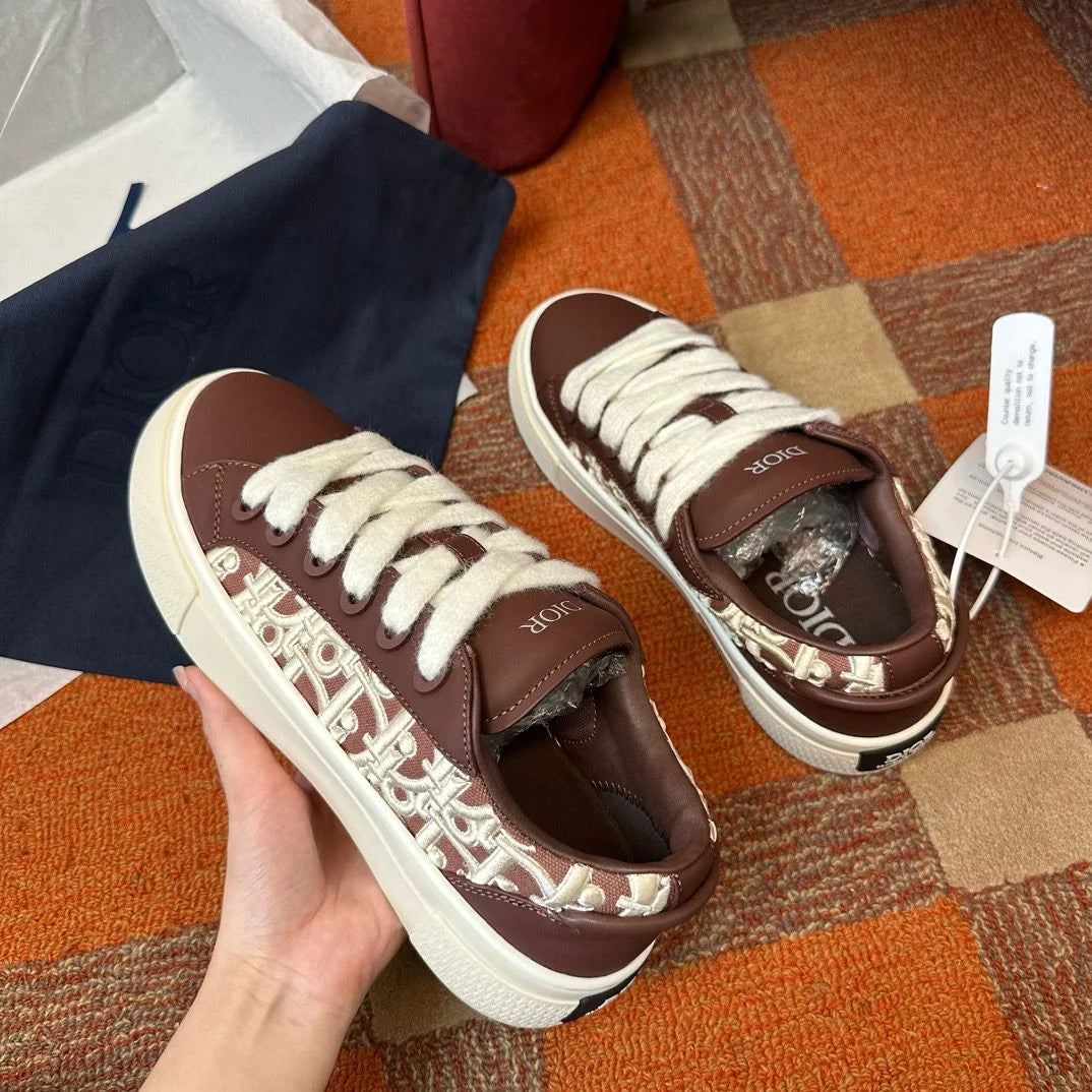 DIOR SNEAKER