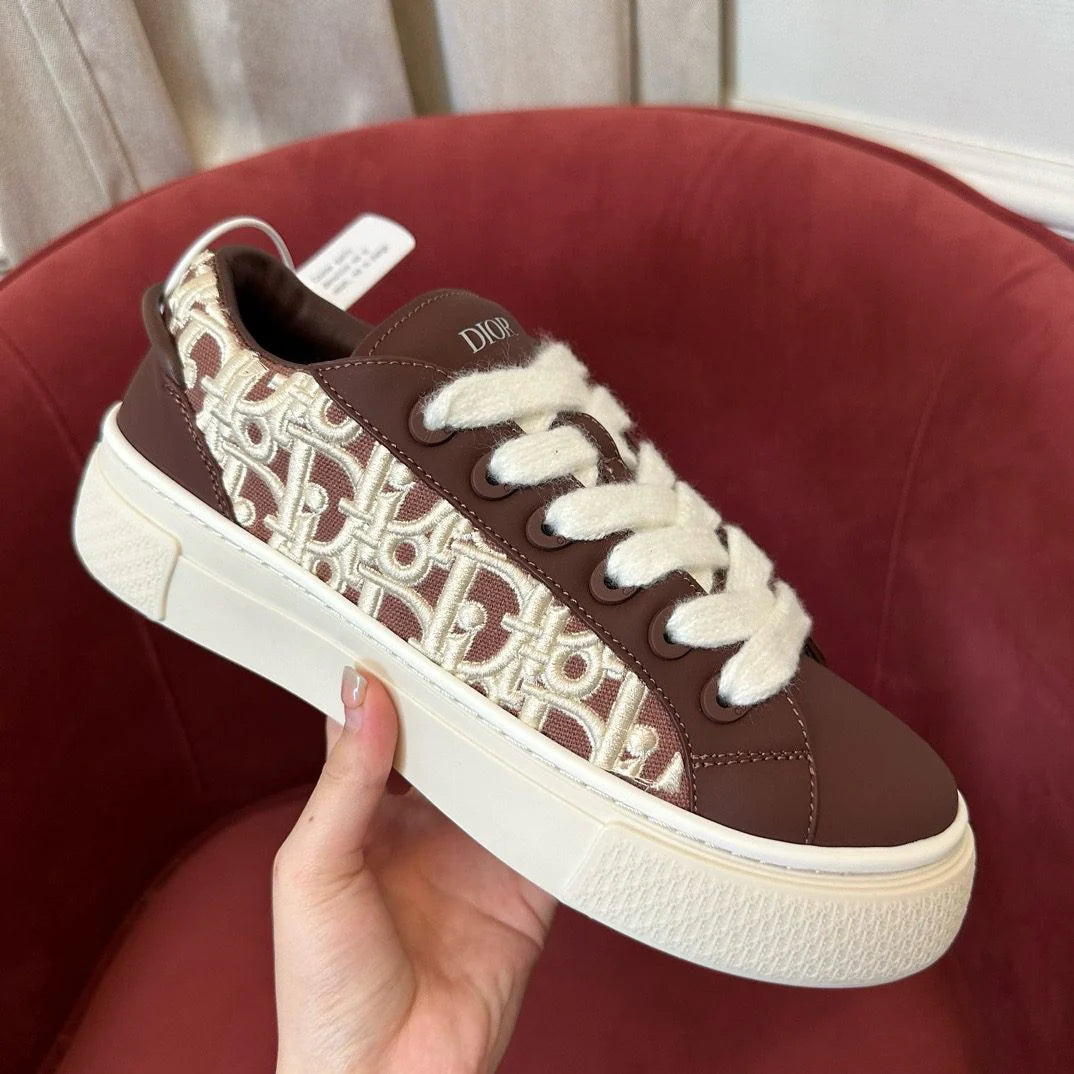 DIOR SNEAKER
