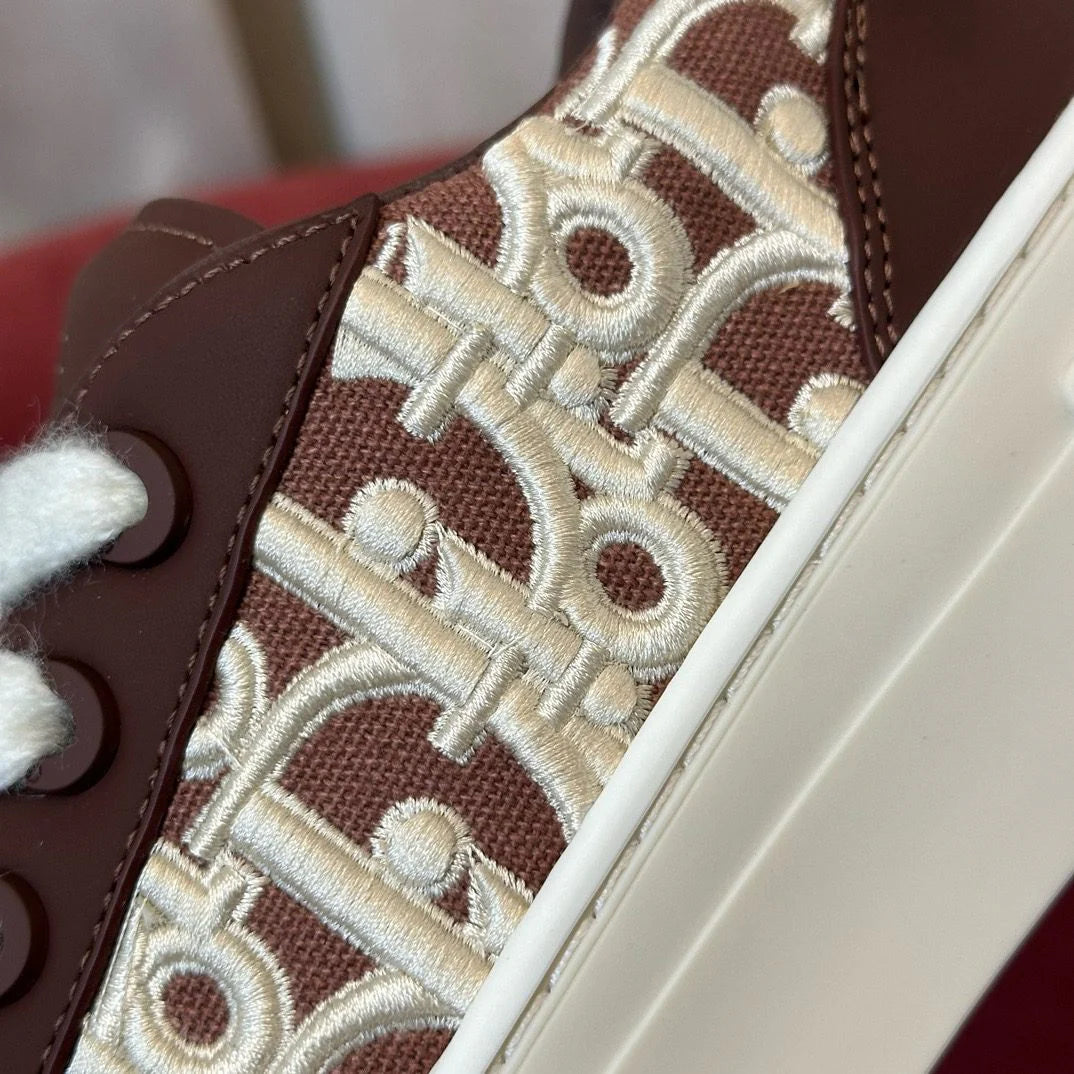 DIOR SNEAKER