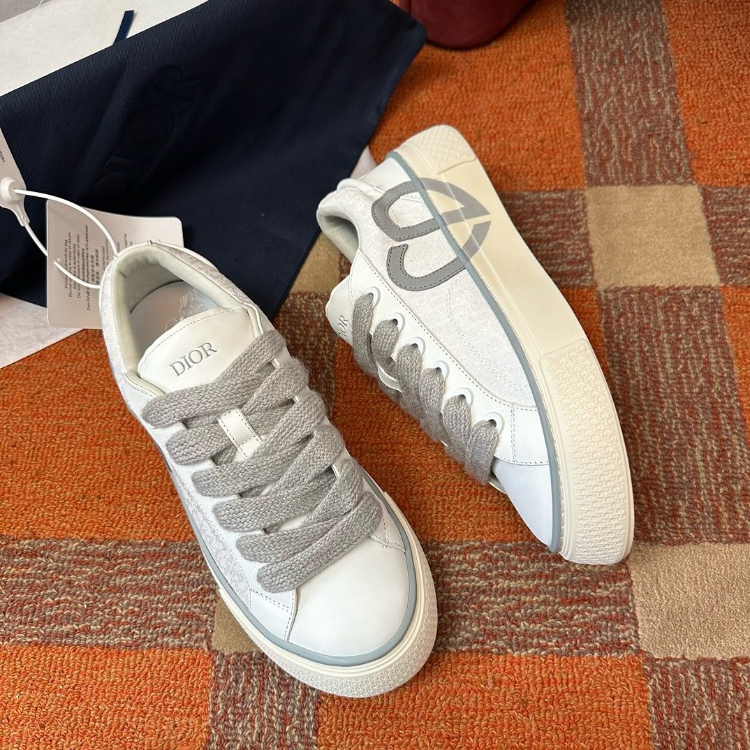 DIOR SNEAKER