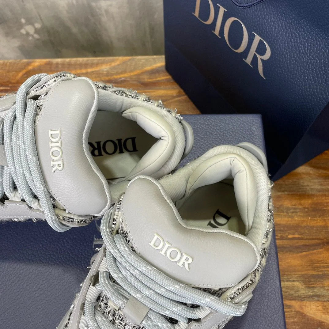 DIOR SNEAKER