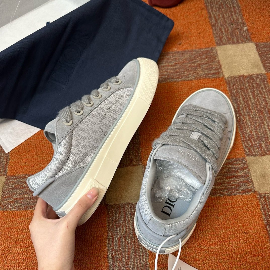 DIOR SNEAKER