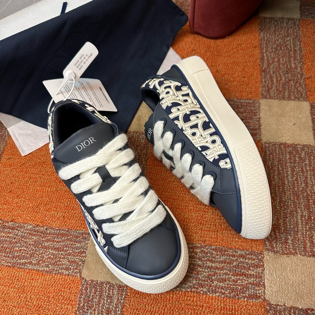DIOR SNEAKER