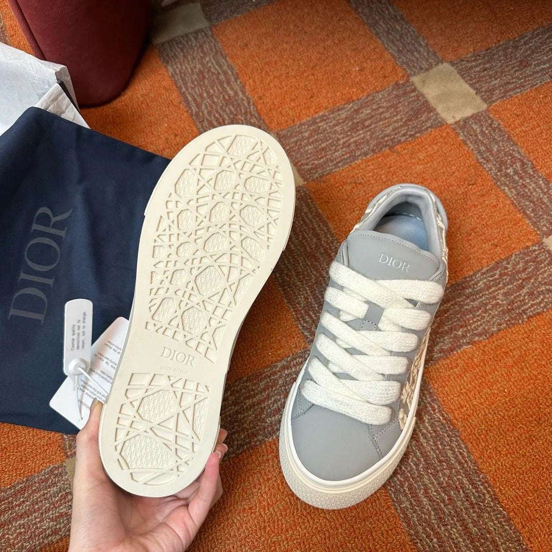 DIOR SNEAKER