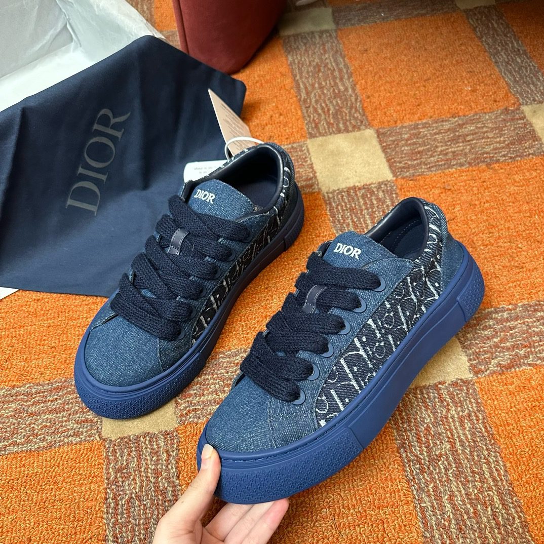 DIOR SNEAKER