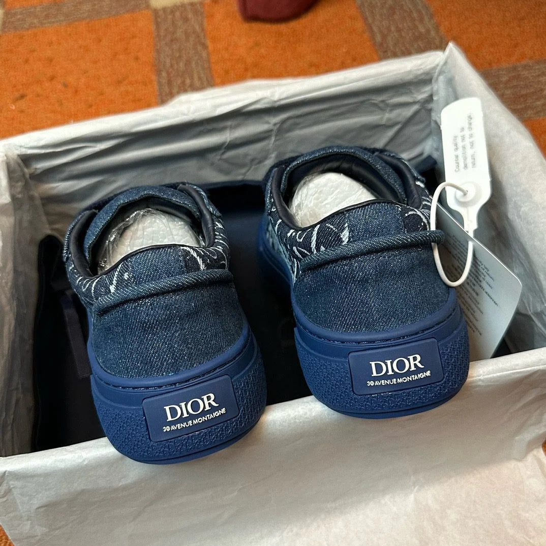 DIOR SNEAKER