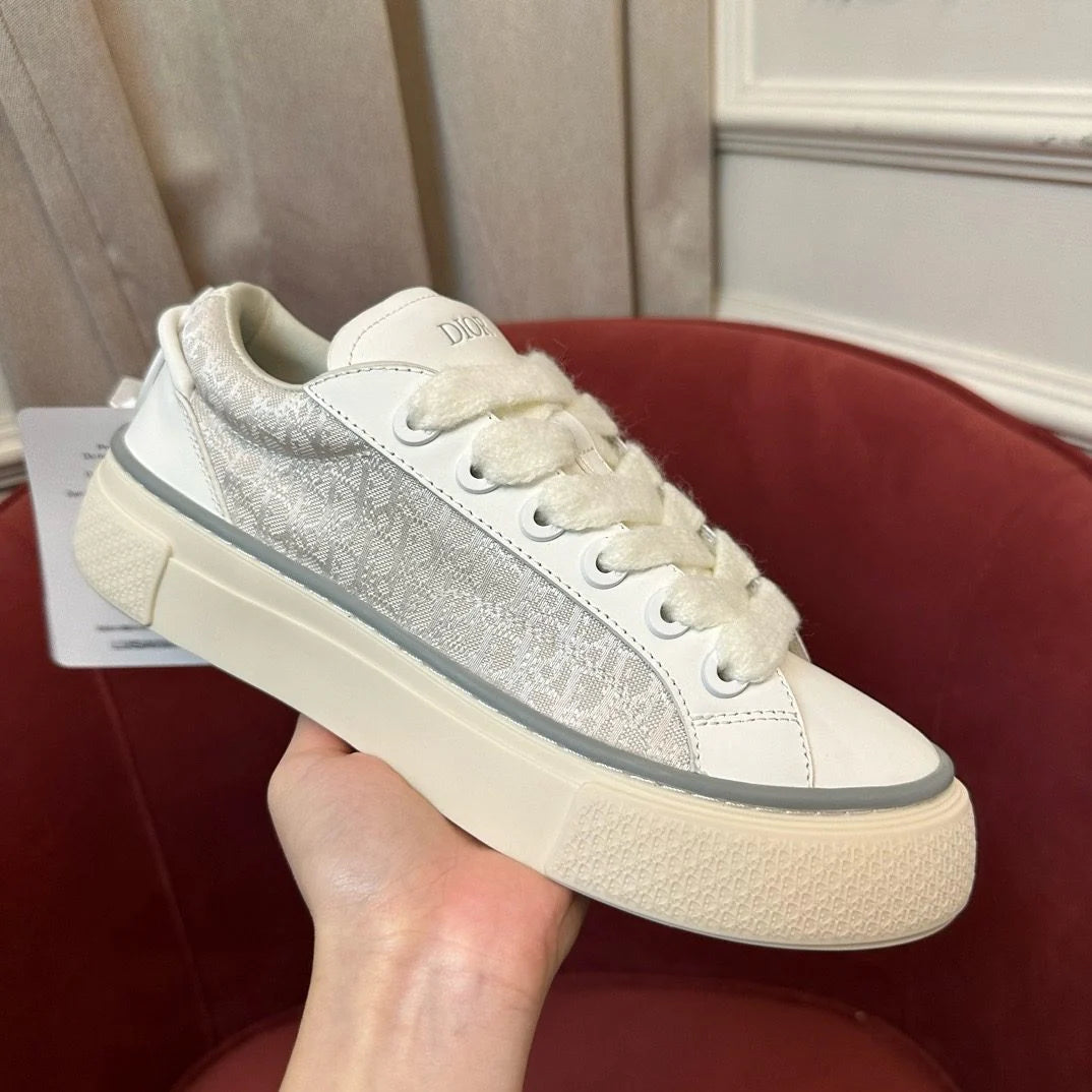 DIOR SNEAKER