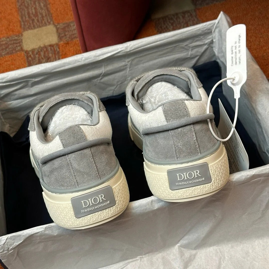 DIOR SNEAKER