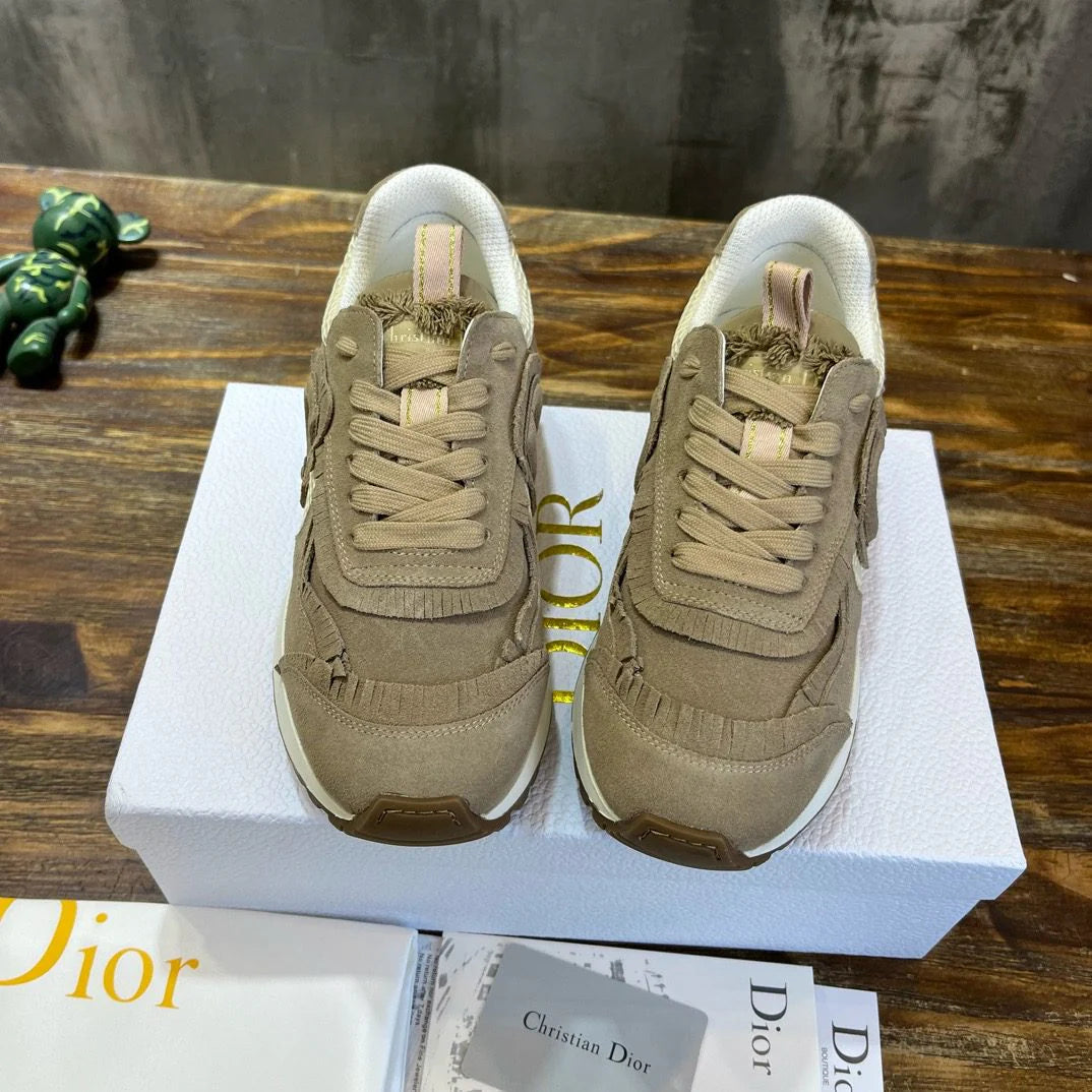 DIOR SNEAKER