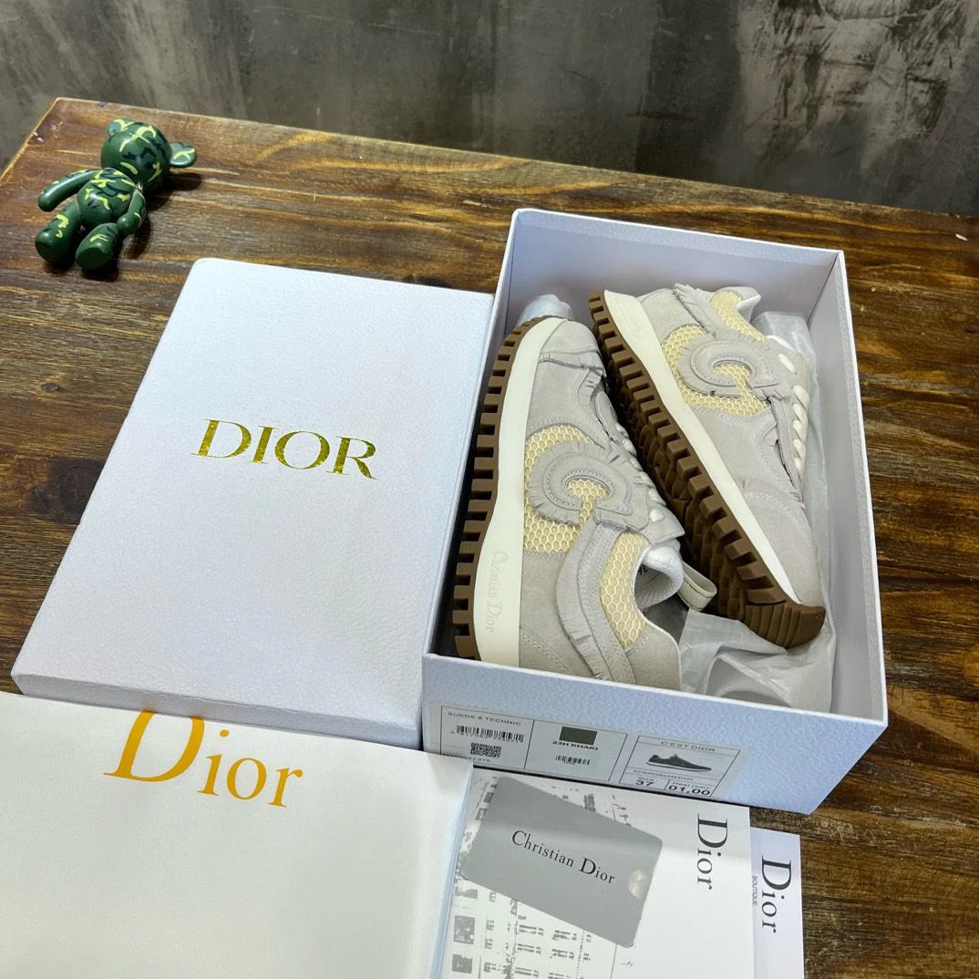 DIOR SNEAKER