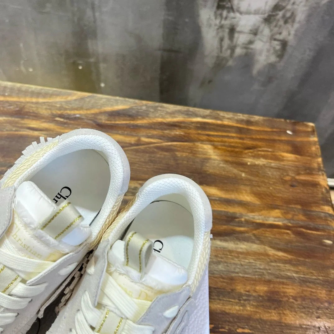 DIOR SNEAKER