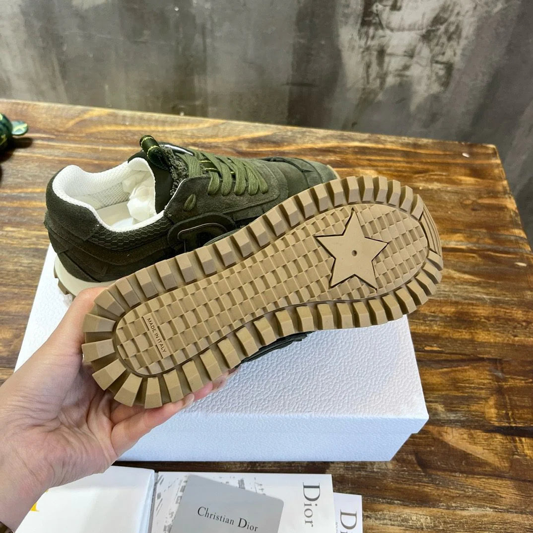 DIOR SNEAKER