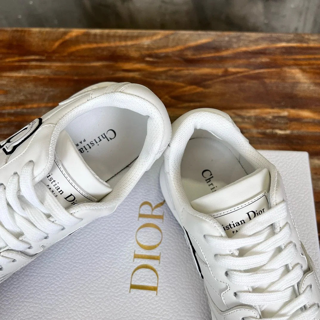 DIOR SNEAKER
