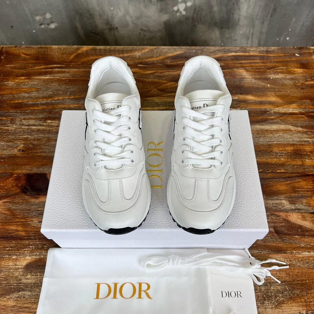 DIOR SNEAKER