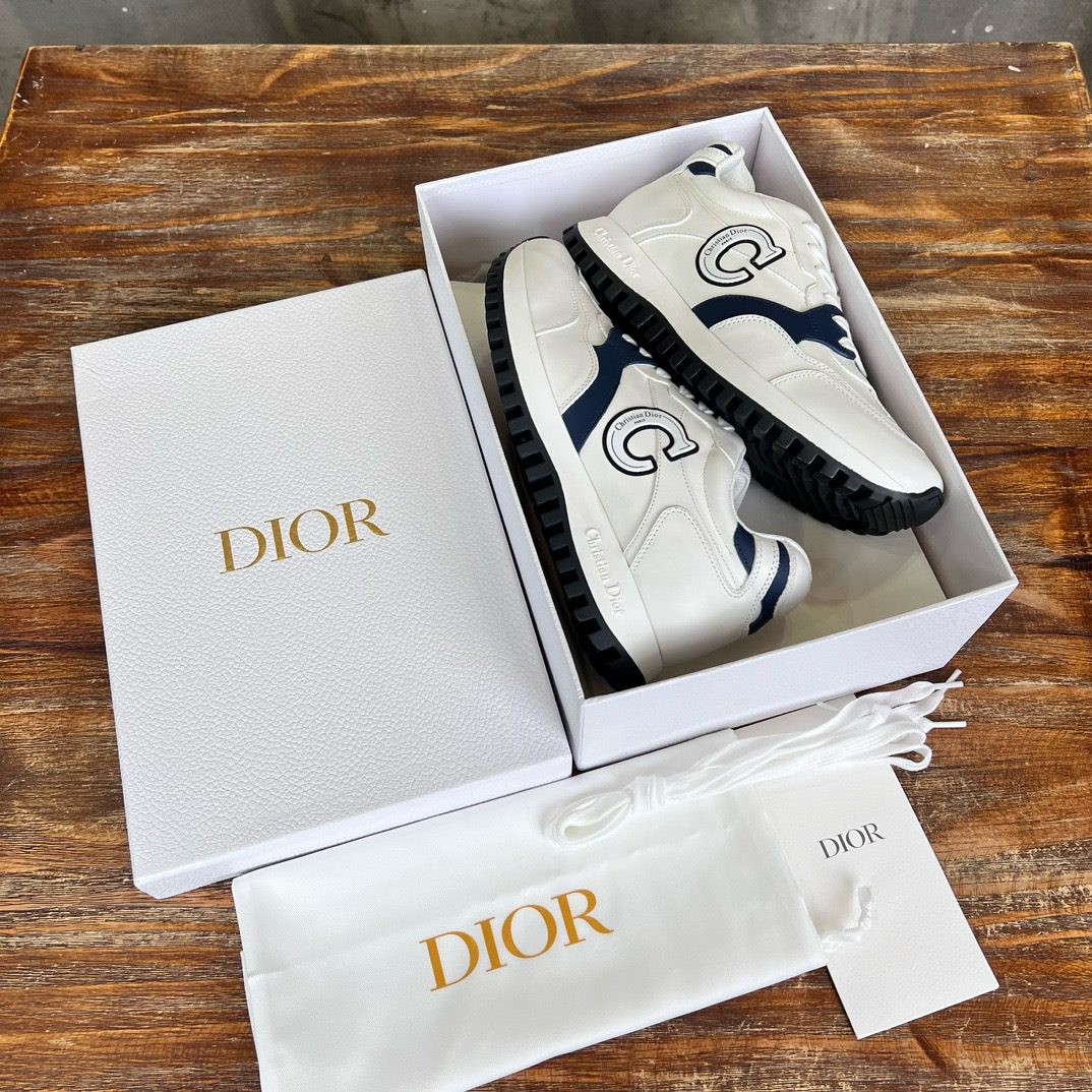 DIOR SNEAKER