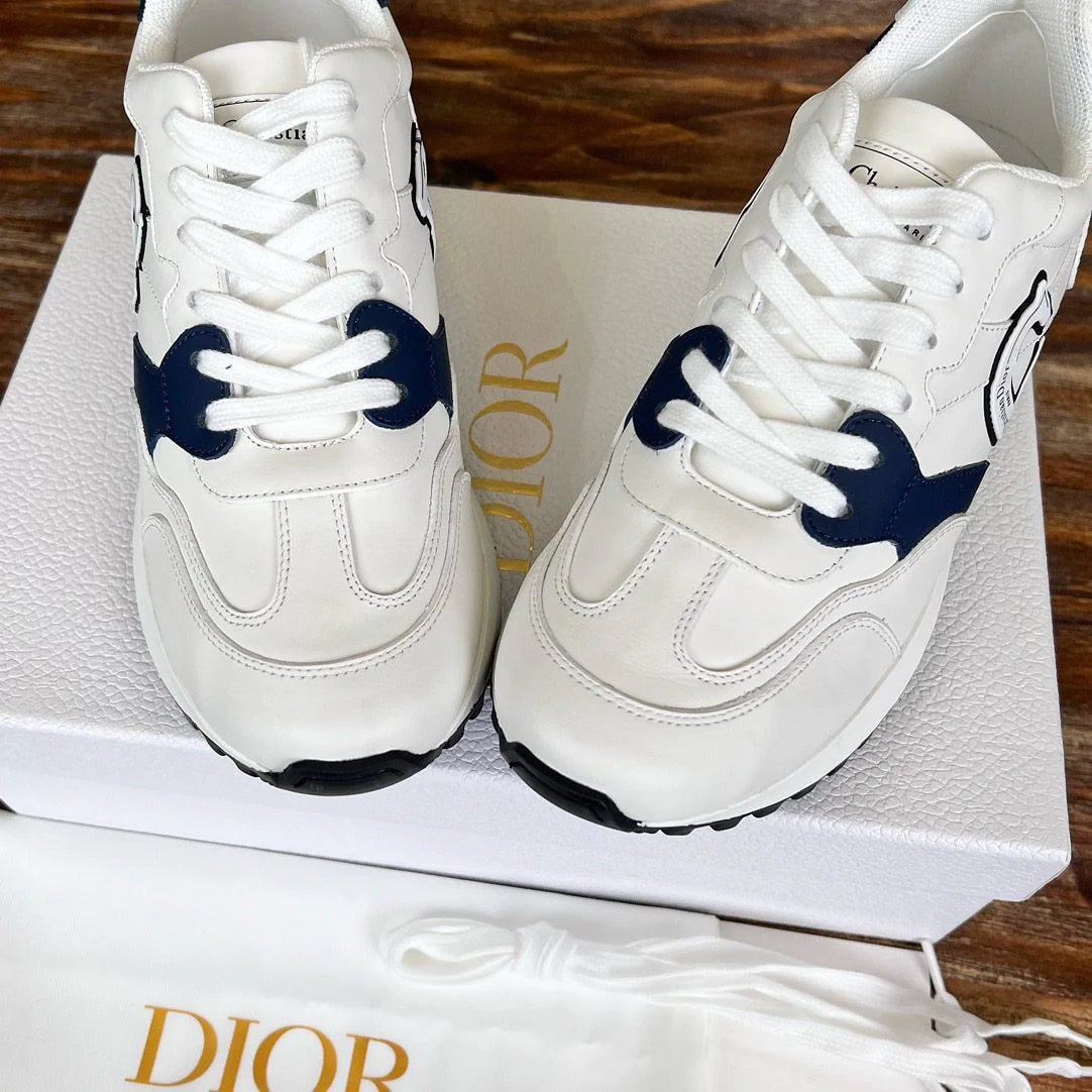 DIOR SNEAKER