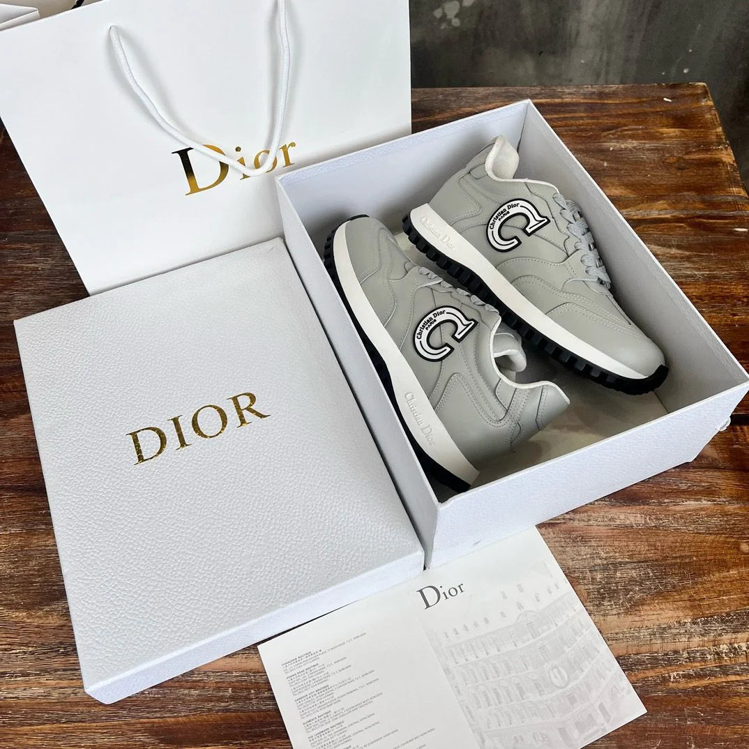 DIOR SNEAKER