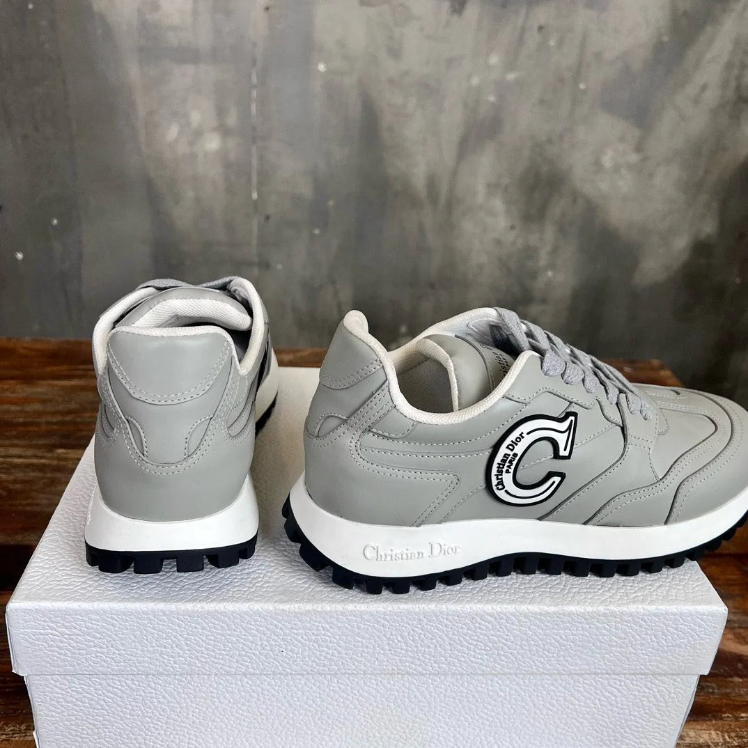 DIOR SNEAKER